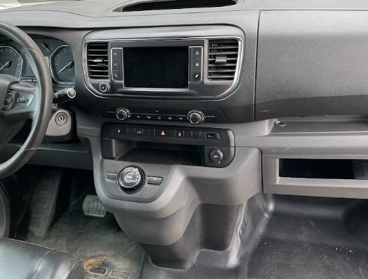 Peugeot Expert 2.0 Blue-HDi Premium Pack 2018 – снимка 28