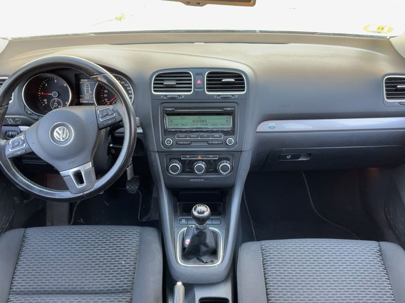 Volkswagen Golf VI 1.6 TDI Advance 2009 – снимка 17