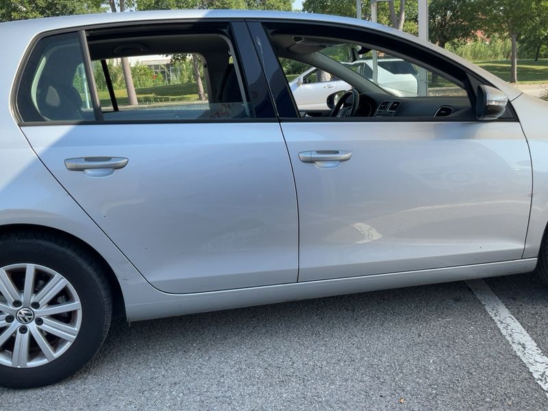 Volkswagen Golf VI 1.6 TDI Advance 2009 – снимка 10