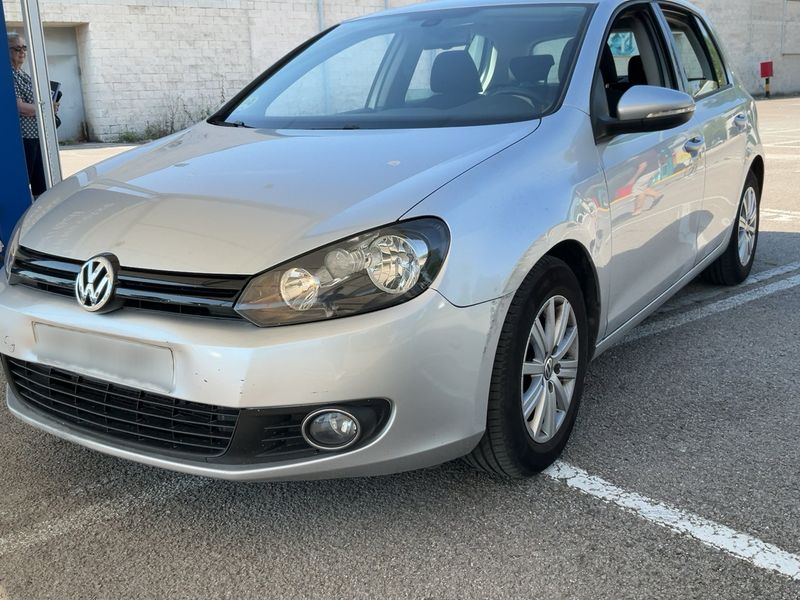 Volkswagen Golf VI 1.6 TDI Advance 2009 – снимка 1