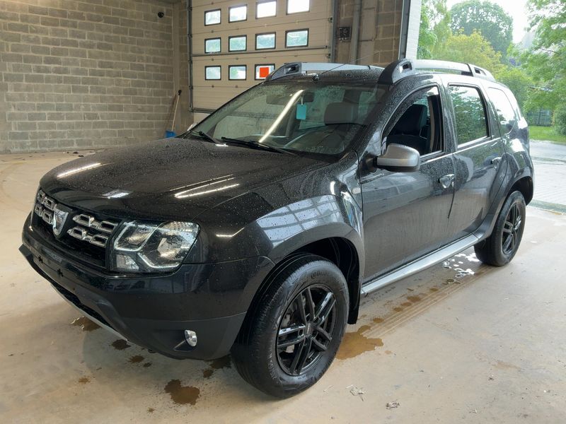 Dacia Duster 1.2 TCe Urban Explorer 4x2 2016 – снимка 1