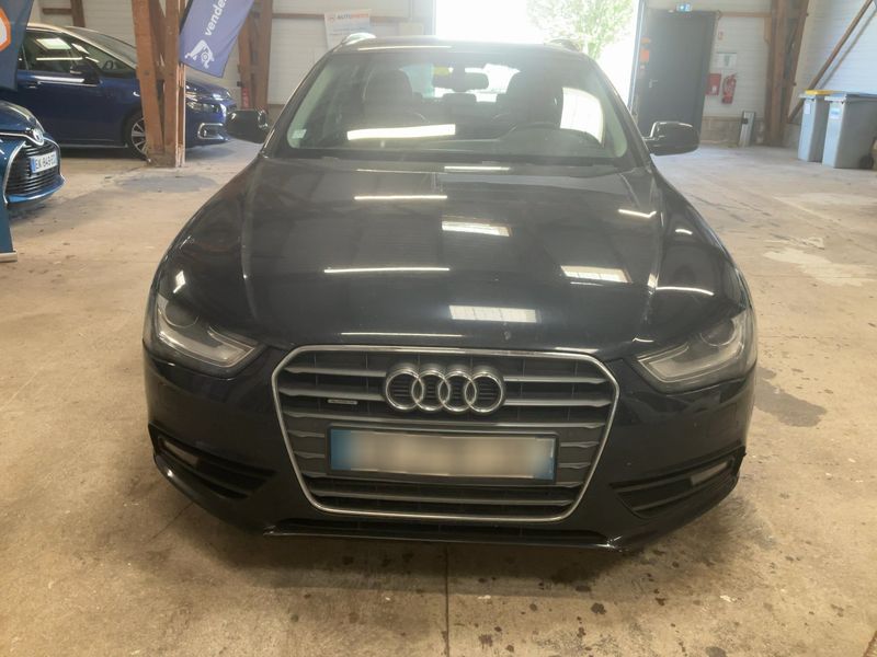 Audi A4 3.0 V6 TDI quattro Attraction 2012 – снимка 14