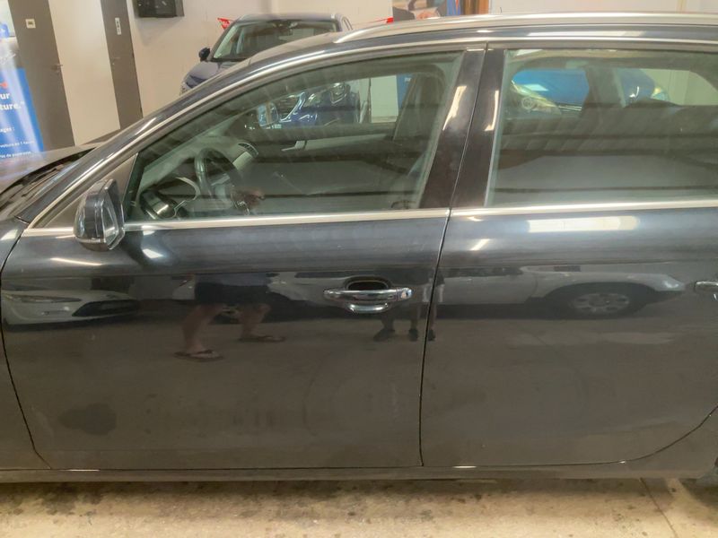 Audi A4 3.0 V6 TDI quattro Attraction 2012 – снимка 4