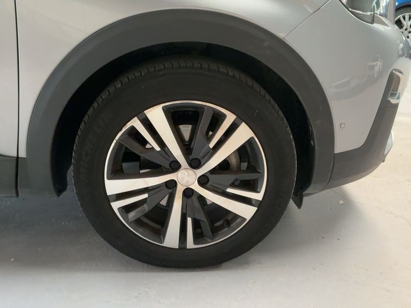 Peugeot 3008 1.6 PureTech Allure 2019 – снимка 11