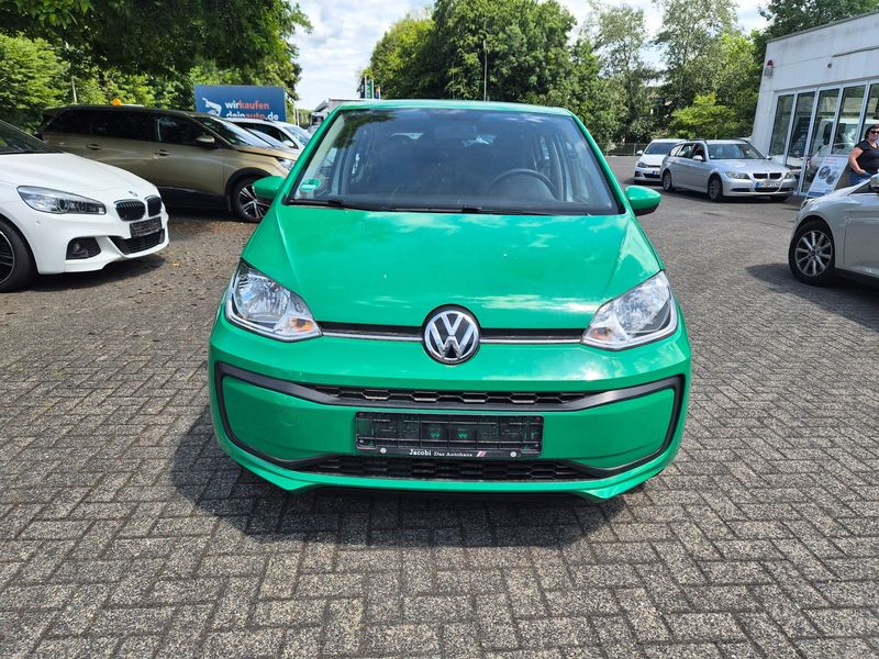 Volkswagen up! 1.0 Move up! 2017 – снимка 14