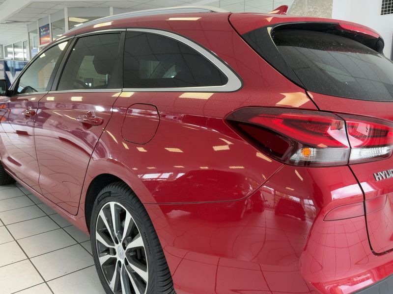 Hyundai i30 1.6 CRDi Premium 2019 – снимка 3