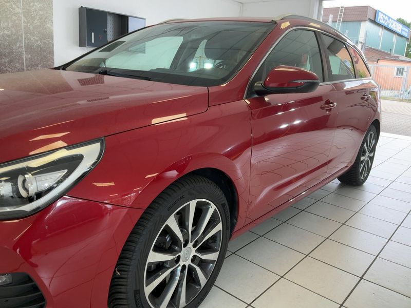 Hyundai i30 1.6 CRDi Premium 2019 – снимка на щета