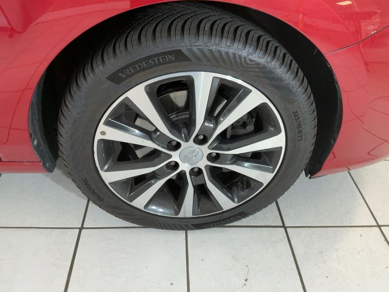 Hyundai i30 1.6 CRDi Premium 2019 – снимка 20