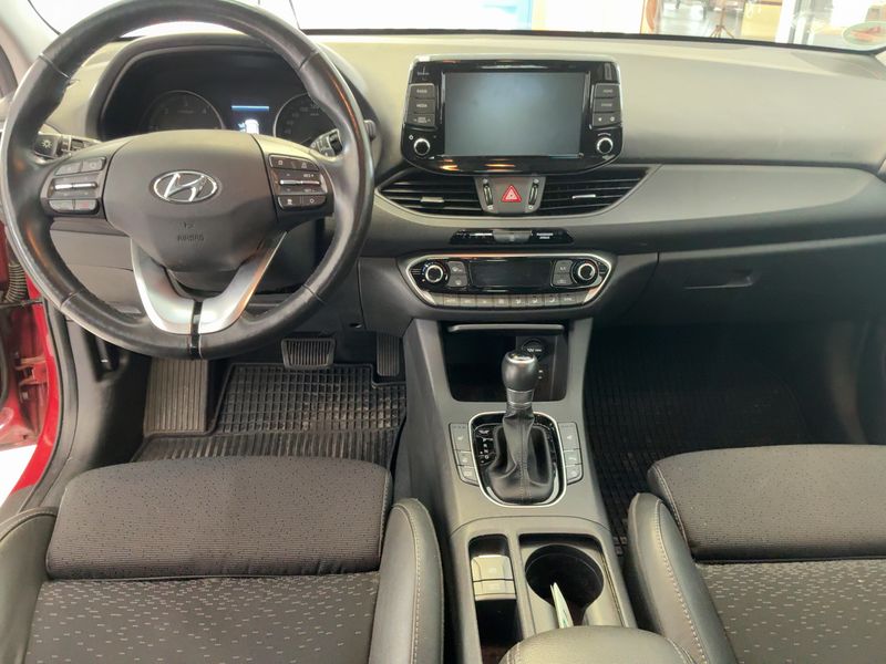 Hyundai i30 1.6 CRDi Premium 2019 – снимка 12