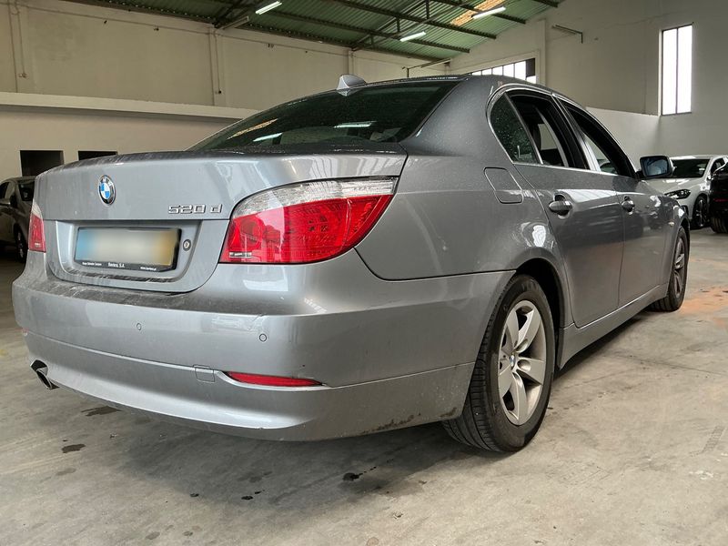 BMW 5er 520d 2009 – снимка 6