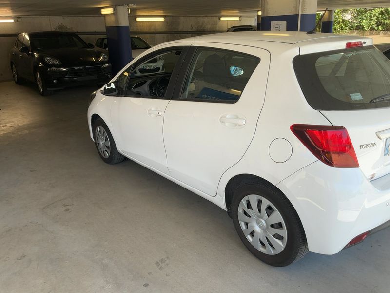 Toyota Yaris 1.4 D-4D Business 2016 – снимка 6