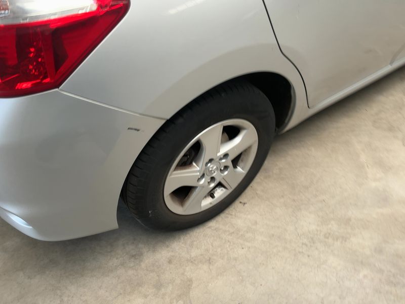 Toyota Auris 1.8 Hybrid Dynamic 2012 – снимка 9