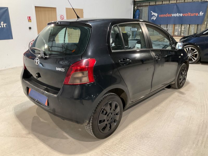 Toyota Yaris 1.4 D-4D Luna 2008 – снимка 2