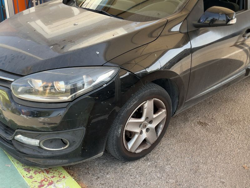Renault Megane 1.5 dCi Business 2015 – снимка 2