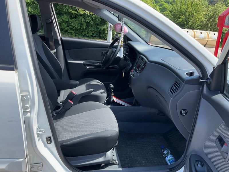 Kia Rio 1.4 Vision 2011 – снимка 3