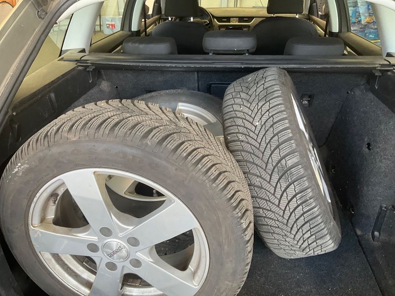 Skoda Octavia 2.0 TDI Elegance 4x4 2015 – снимка 15