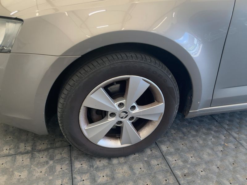 Skoda Octavia 2.0 TDI Elegance 4x4 2015 – снимка 3
