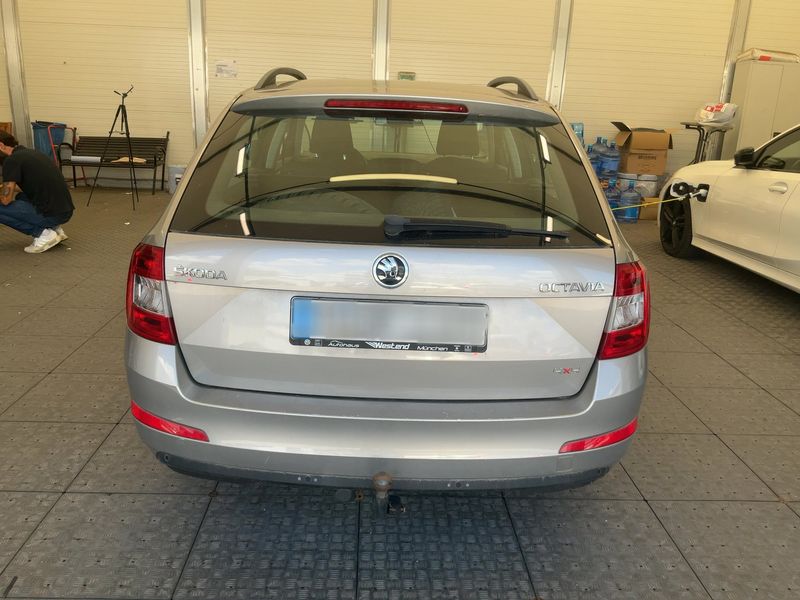 Skoda Octavia 2.0 TDI Elegance 4x4 2015 – снимка 7