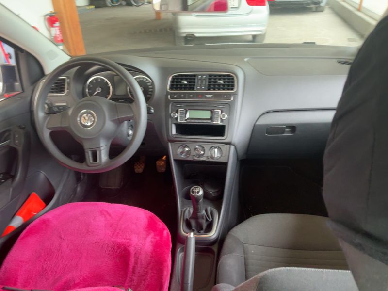 Volkswagen Polo 1.2 Comfortline 2010 – снимка 18