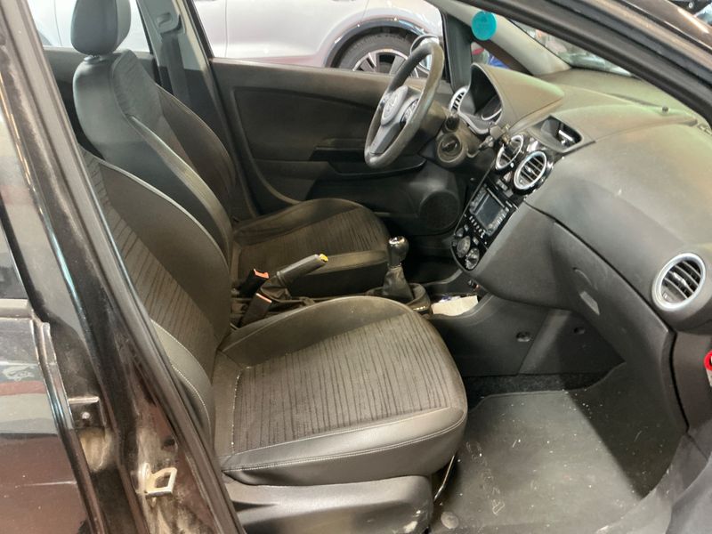 Opel Corsa 1.2 Graphite 2014 – снимка 3