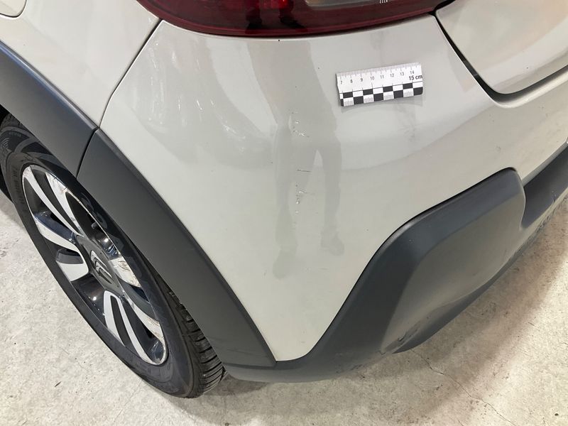 Citroen C3 1.2 PureTech Shine 2017 – снимка 27