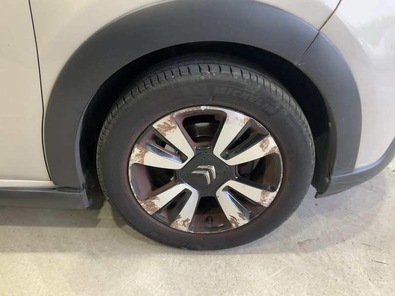 Citroen C3 1.2 PureTech Shine 2017 – снимка 11