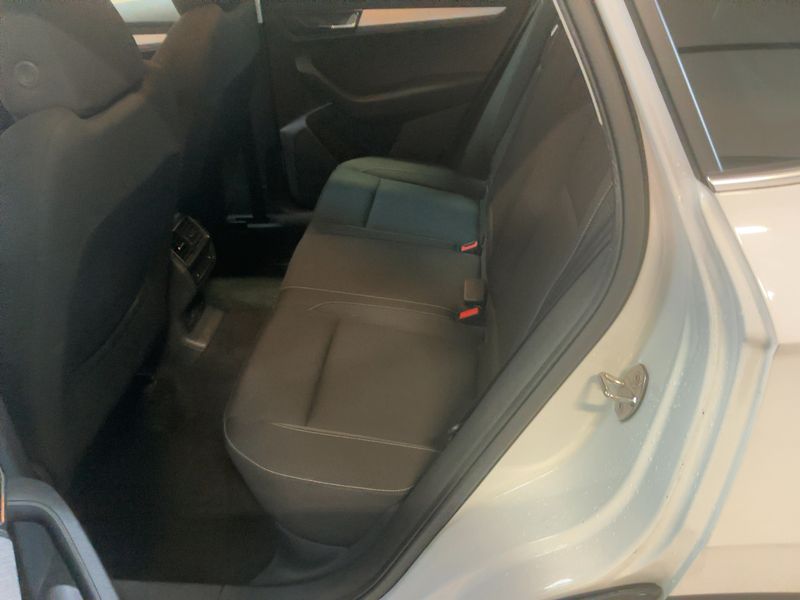 Skoda Karoq 1.5 TSI ACT Ambition 2023 – снимка 19