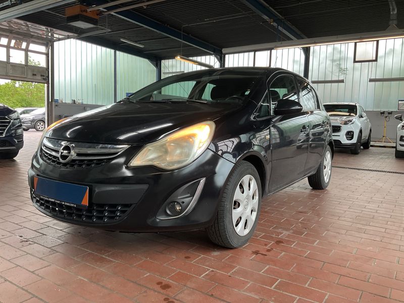 Opel Corsa 1.2 Satellite 2011 – снимка 1