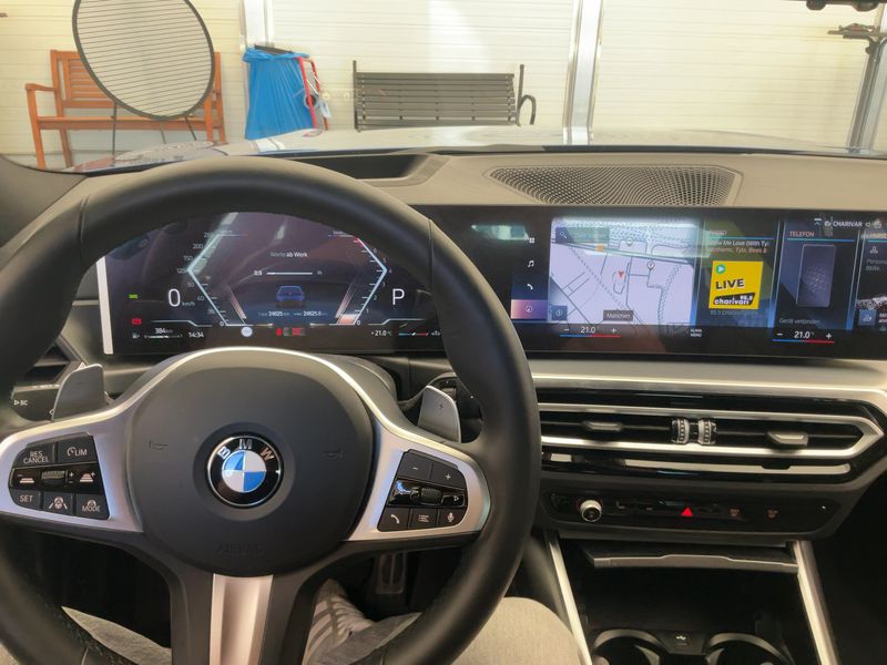 BMW 3er 330i xDrive M Sport 2024 – снимка 18