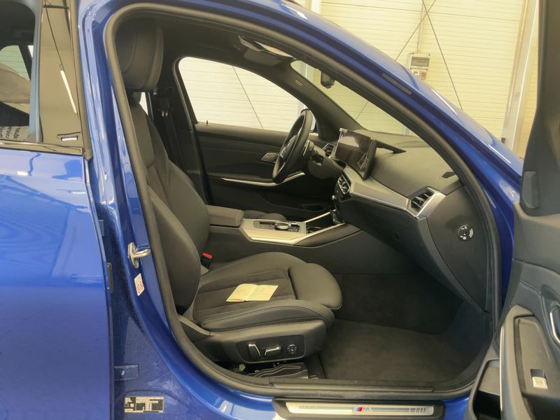BMW 3er 330i xDrive M Sport 2024 – снимка 17