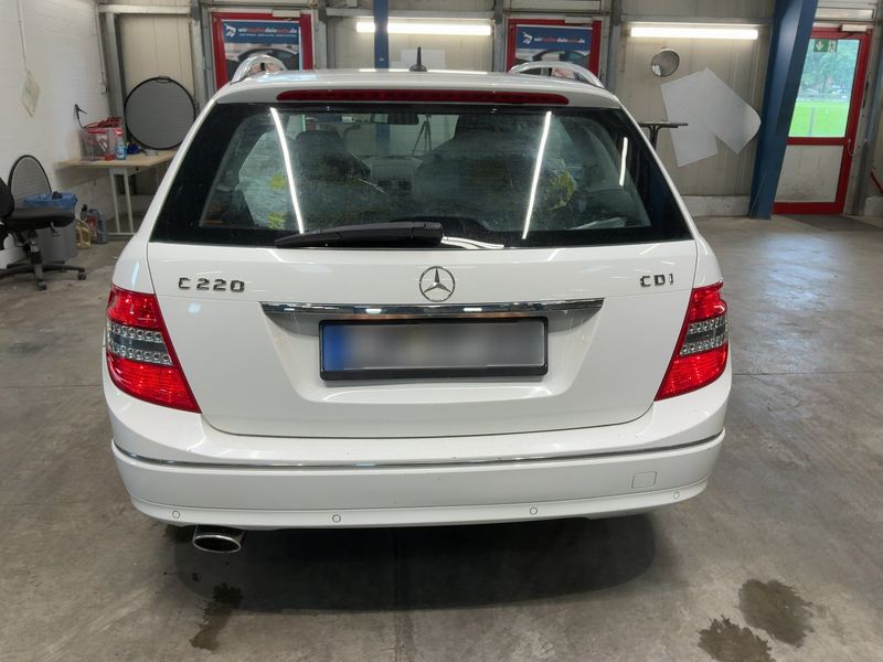 Mercedes-Benz C-Klasse C 220 CDI T BlueEfficiency Avantgarde 2011 – снимка 7