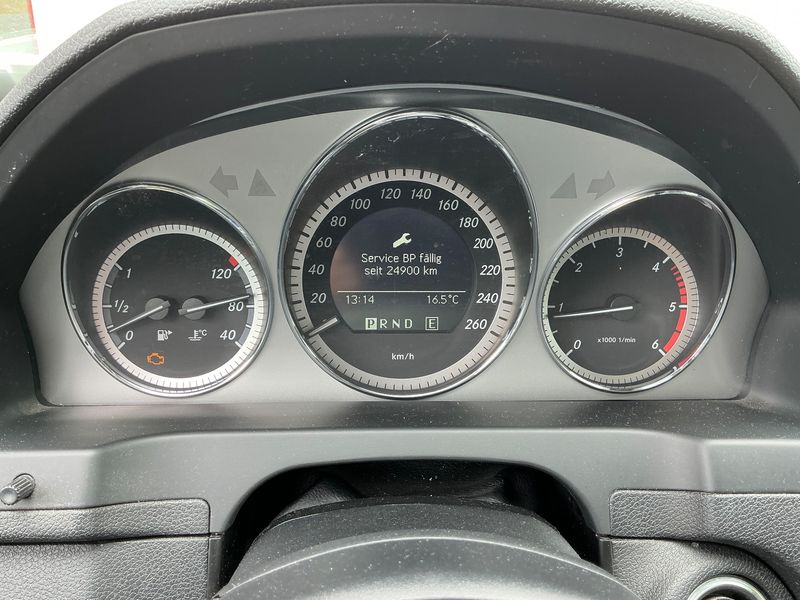 Mercedes-Benz C-Klasse C 220 CDI T BlueEfficiency Avantgarde 2011 – снимка 19