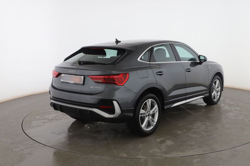 Audi Q3 Sportback 45 TFSIe S line 2024 – снимка 8