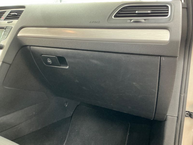 Volkswagen Golf VII 1.2 TSI Comfortline BlueMotion Tech 2014 – снимка 23