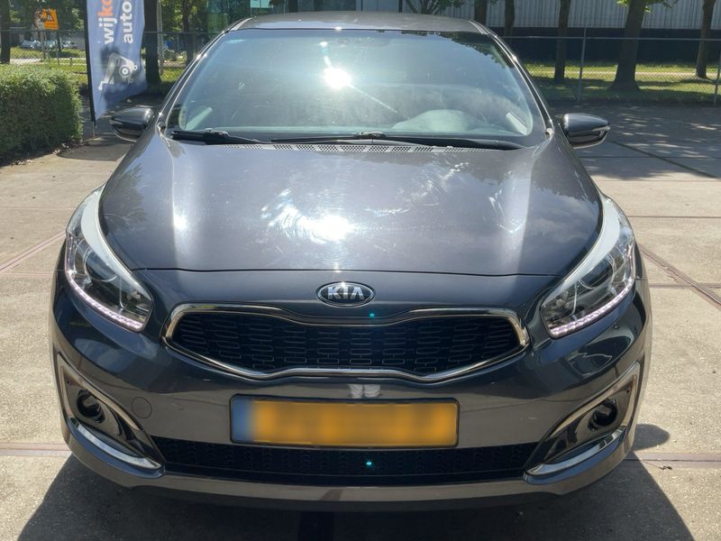 Kia cee'd 1.6 GDI Active 2017 – снимка 14