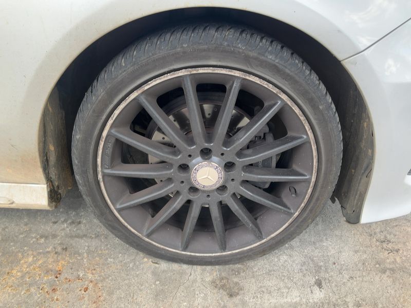 Mercedes-Benz A-Klasse A 200 CDI BlueEfficiency AMG Sport 2014 – снимка 11