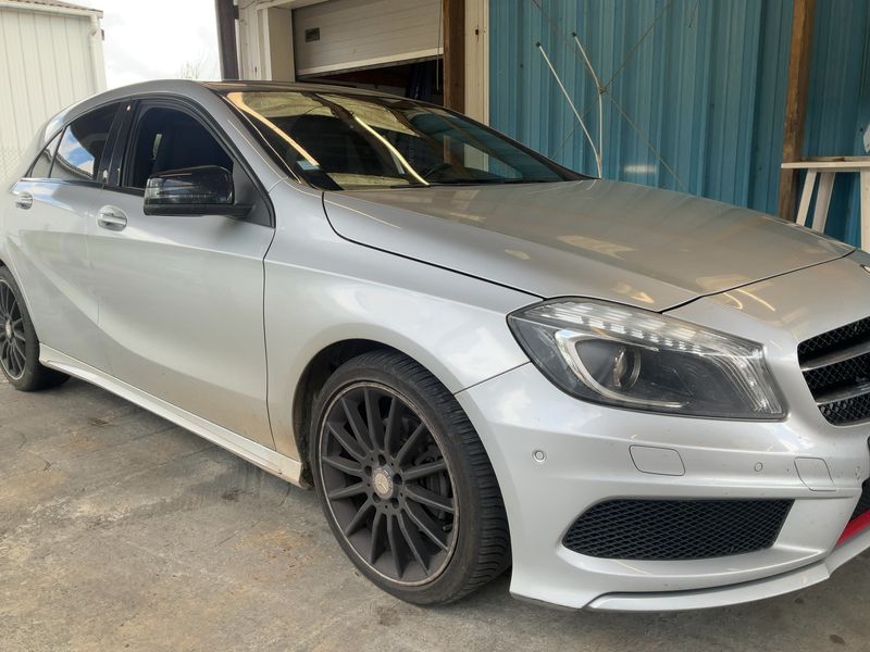 Mercedes-Benz A-Klasse A 200 CDI BlueEfficiency AMG Sport 2014 – снимка 12