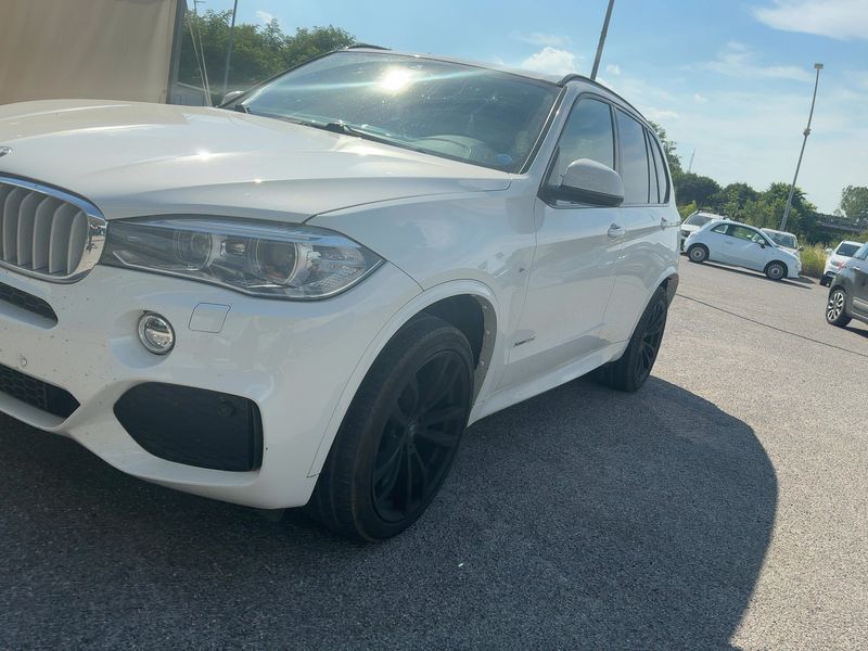BMW X5 xDrive 40d 2017 – снимка 2