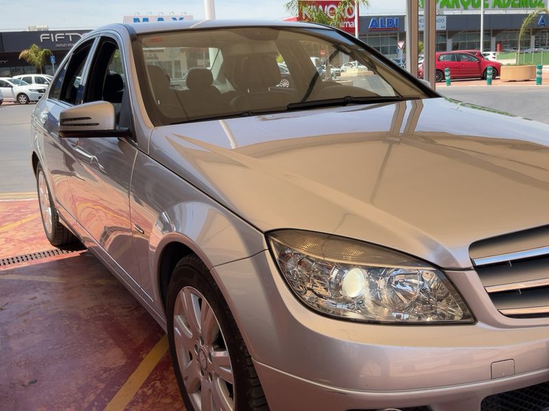 Mercedes-Benz C-Klasse C 220 CDI Avantgarde 2009 – снимка 8
