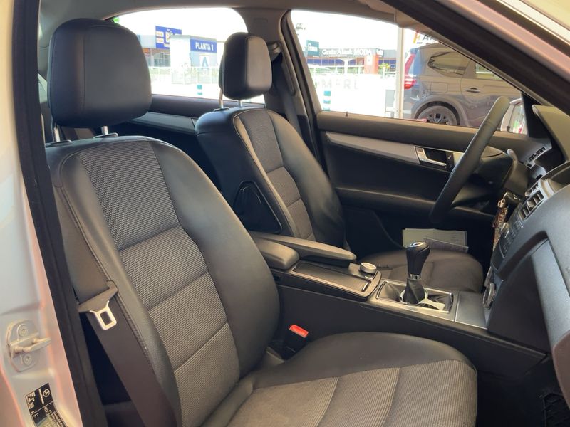 Mercedes-Benz C-Klasse C 220 CDI Avantgarde 2009 – снимка 11