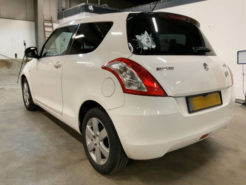 Suzuki Swift 1.2 Comfort 2011 – снимка 6