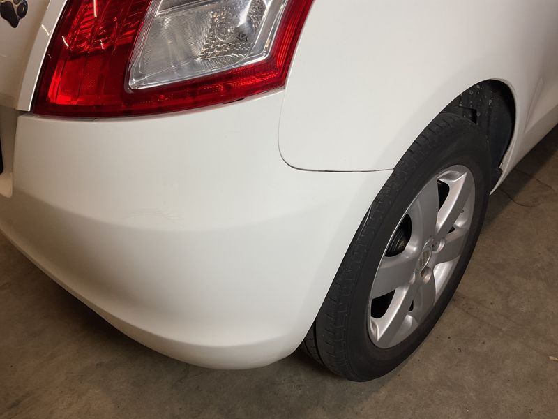 Suzuki Swift 1.2 Comfort 2011 – снимка 36