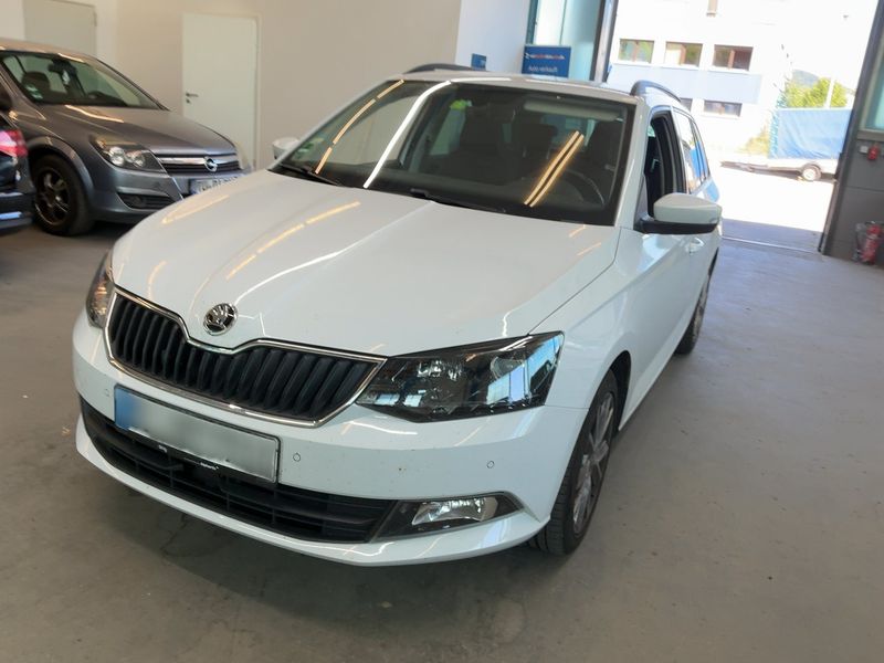 Skoda Fabia 1.0 TSI Style 2017 – снимка 1