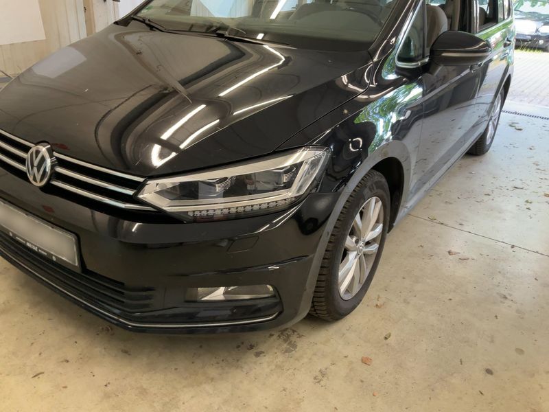 Volkswagen Touran 2.0 TDI Highline BlueMotion Tech 2017 – снимка 2