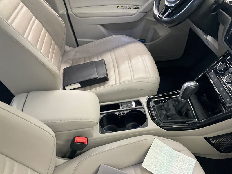 Volkswagen Touran 2.0 TDI Highline BlueMotion Tech 2017 – снимка 23