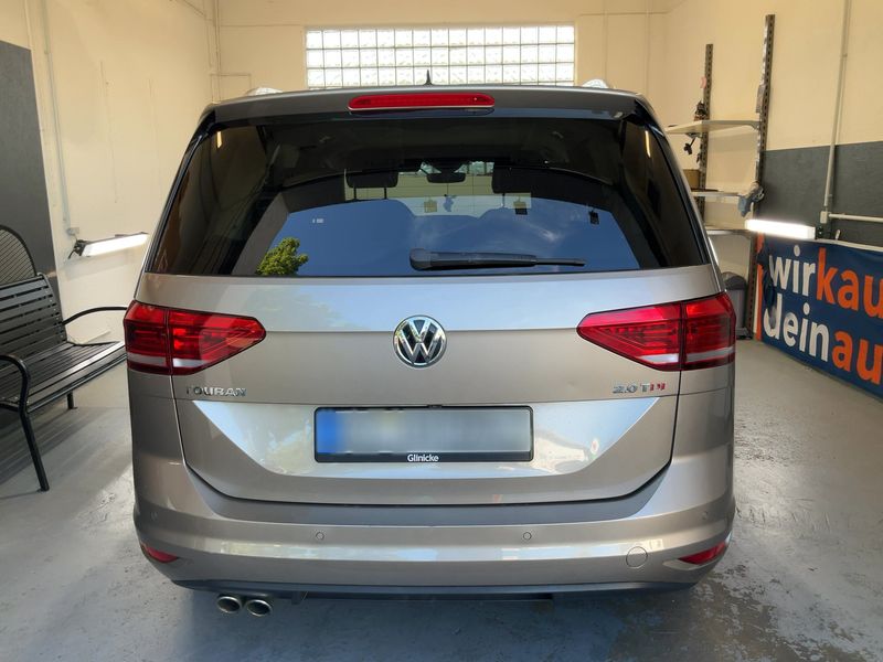 Volkswagen Touran 2.0 TDI Highline BlueMotion Tech 2016 – снимка 7