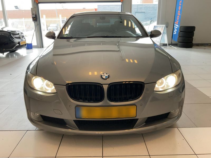 BMW 3er 325i 2008 – снимка 14