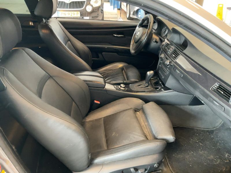 BMW 3er 325i 2008 – снимка 16