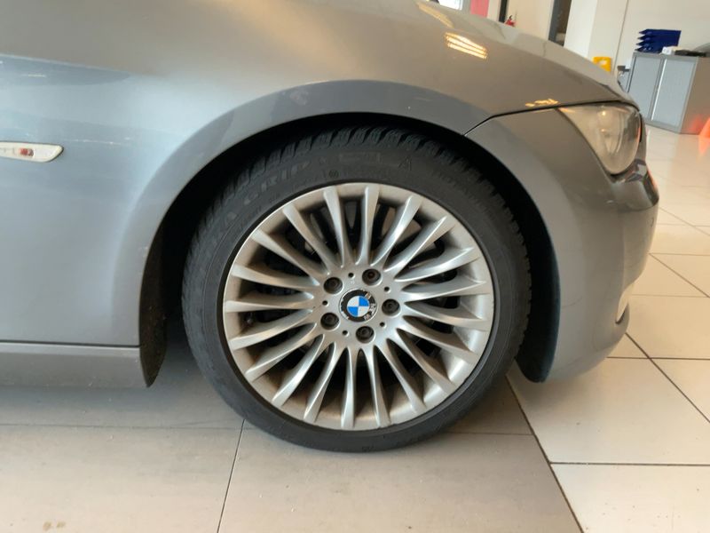 BMW 3er 325i 2008 – снимка 11