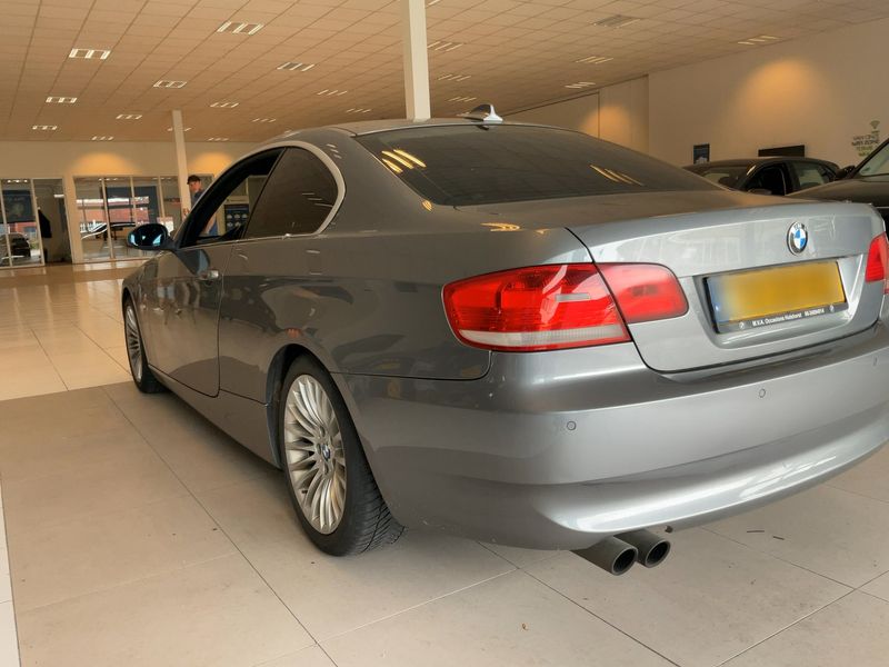 BMW 3er 325i 2008 – снимка 6